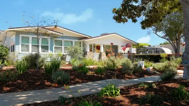 Eclectic Landscape Design in Ocean Beach